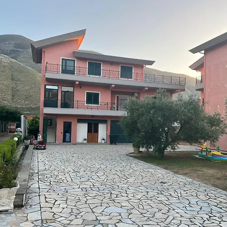 Keiti's בית הארחה Dukat